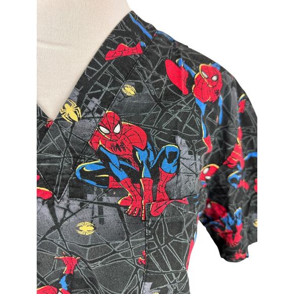 ✨2/$20 Marvel x Ultimate Spiderman Nurse CNA V-Neck Spider-Man Scrub Top Large - Picture 5 of 13